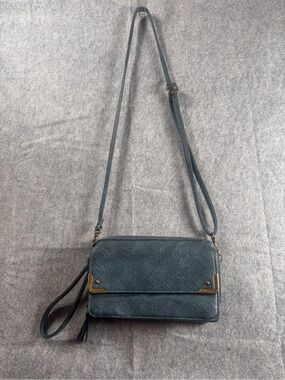 Bueno Blue Crossbody Wallet Purse | Organizer Wristlet Convertible Bag